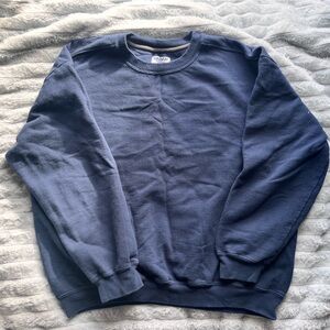 Gildan Dark Blue Crewneck Sweatshirt